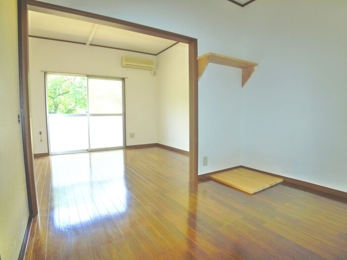 俊明荘の物件内観写真