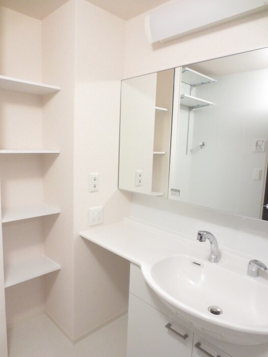 オークスアレイ相模原中央の物件内観写真