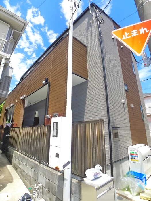 クレスト小岩の物件外観写真