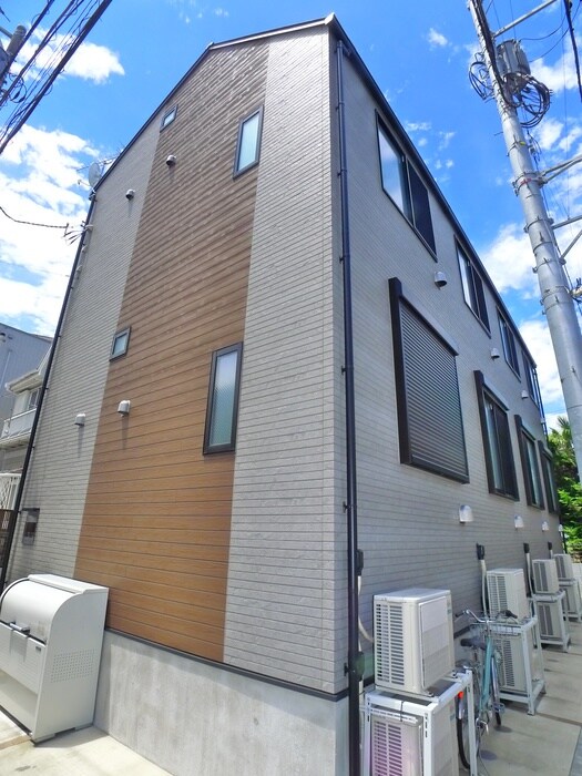 クレスト小岩の物件外観写真