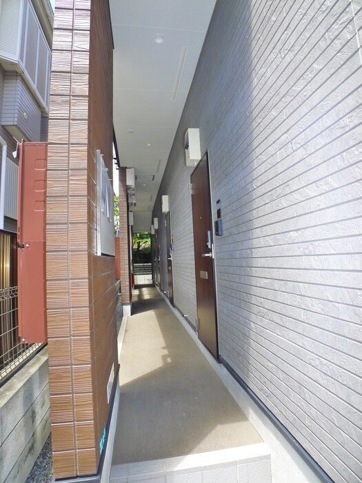 クレスト小岩の物件外観写真