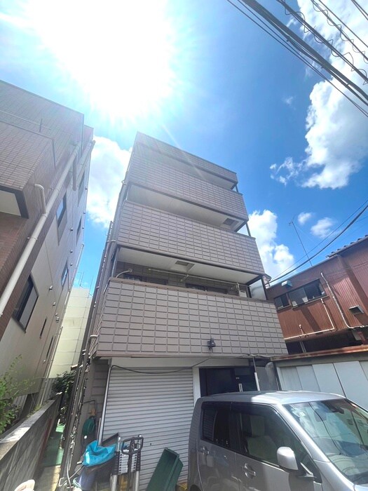 鈴木マンションの物件外観写真