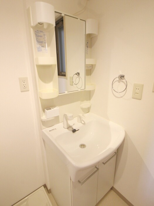 コンフォリア新中野Ⅱの物件内観写真