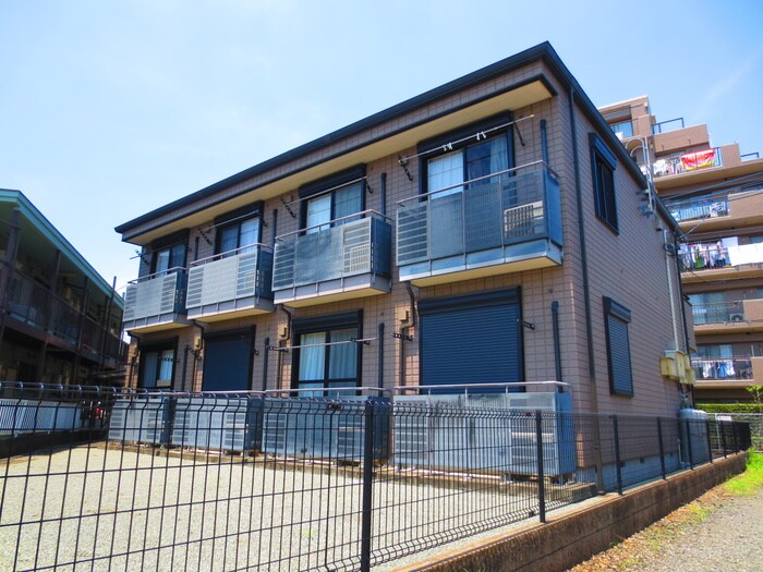 レヴァンテの物件外観写真