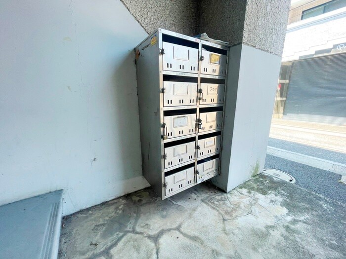 中村町飯塚ビルの物件外観写真