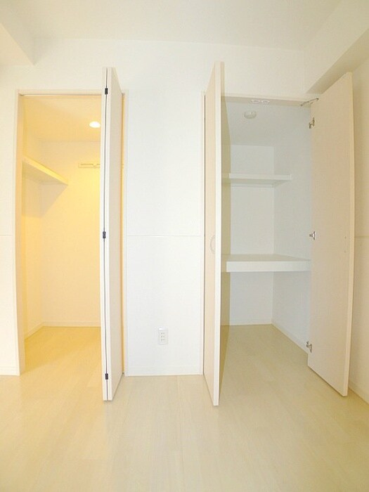 ＬＵＭＩＥＲＥの物件内観写真