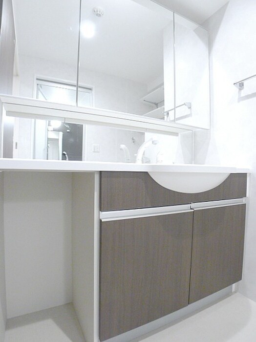 ＬＵＭＩＥＲＥの物件内観写真