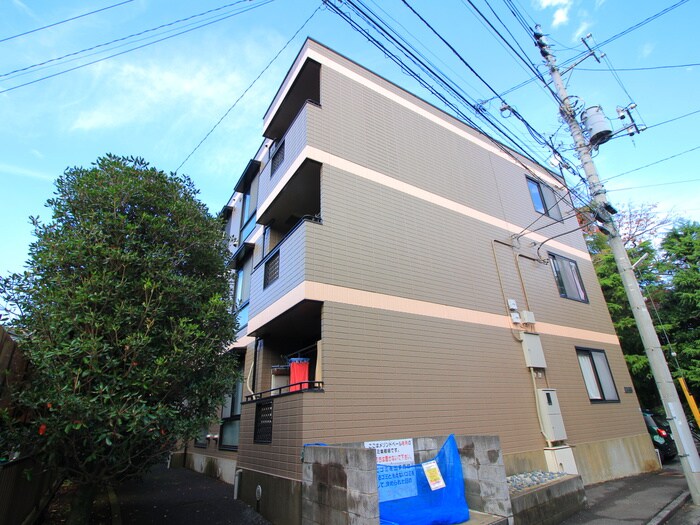 メゾンドベールの物件外観写真