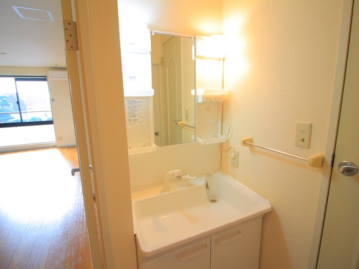 メゾンドベールの物件内観写真