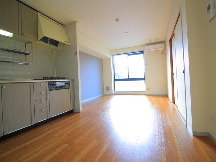 メゾンドベールの物件内観写真