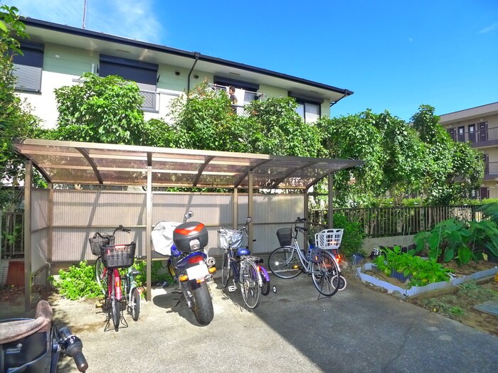 第二石井コ－ポの物件外観写真