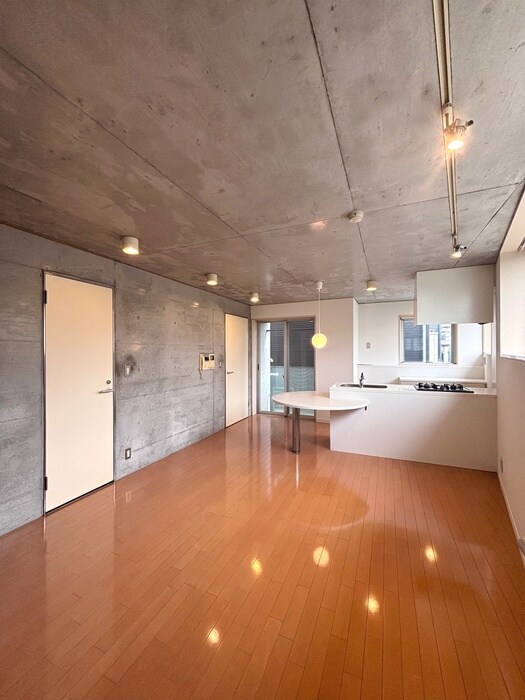 ＮＥＯ　ＦＬＡＴの物件内観写真