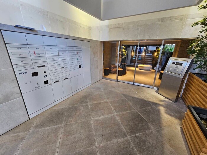 R.hours Sasazuka（308）の物件外観写真