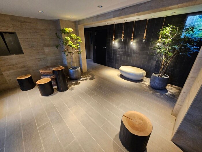 R.hours Sasazuka（308）の物件外観写真