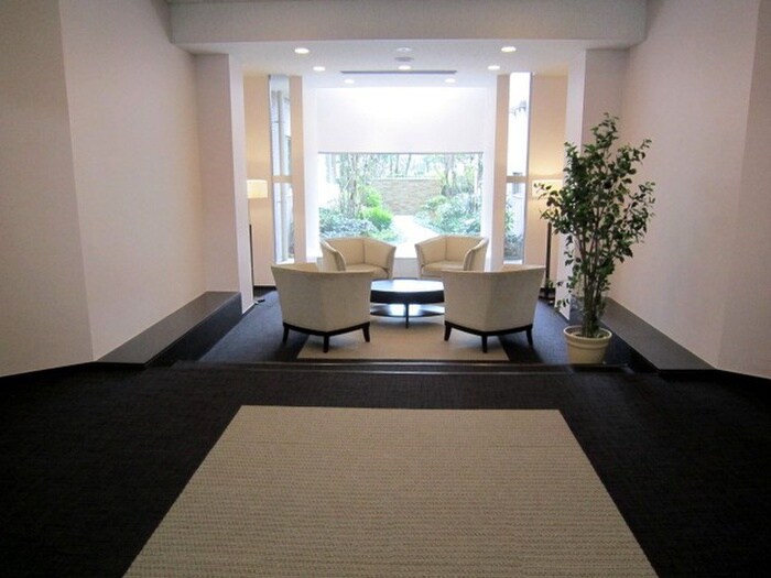 パークサイドウイングス（405）の物件外観写真