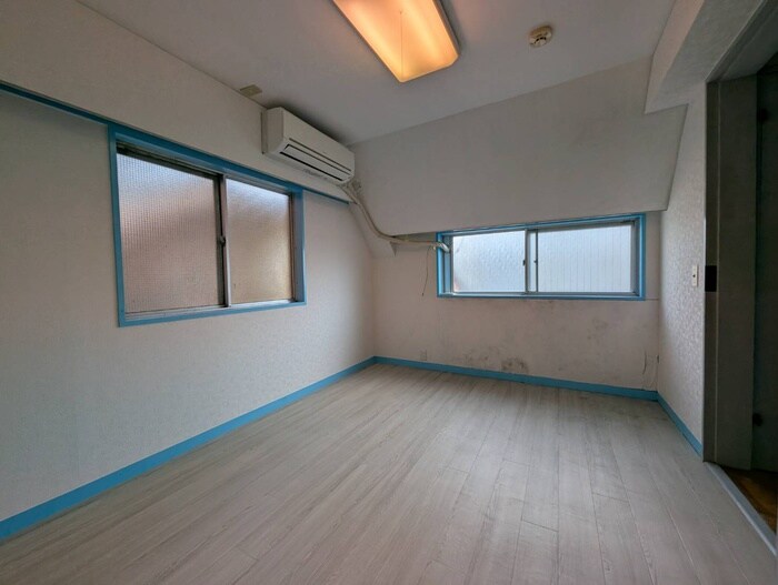 ドミサイルアザブの物件内観写真