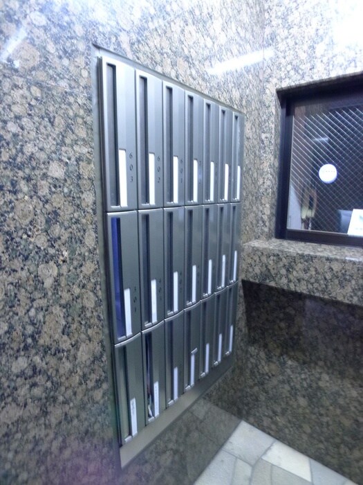 ウィステリア冬木(既築部分)の物件外観写真