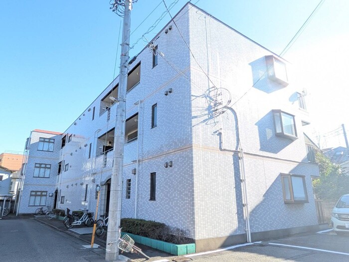 サングリ－ン南の物件外観写真