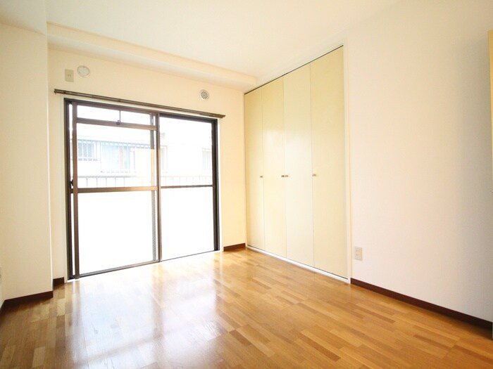 サングリ－ン南の物件内観写真