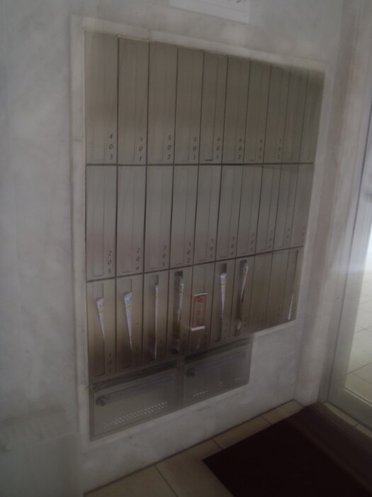 桜並木パ－クマンションの物件外観写真