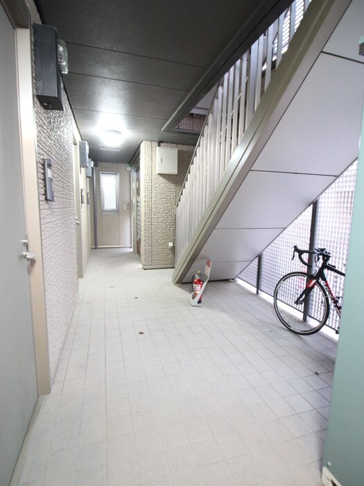 Ｙｓクレッシェンドの物件外観写真