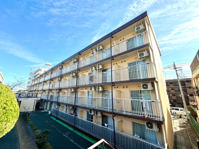 サングリーン南大沢の物件外観写真