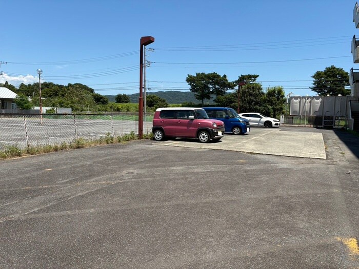ビュ－ラ－西湘の物件外観写真