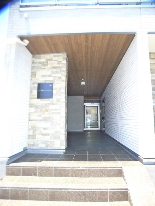 ヴィラ西新井の物件外観写真