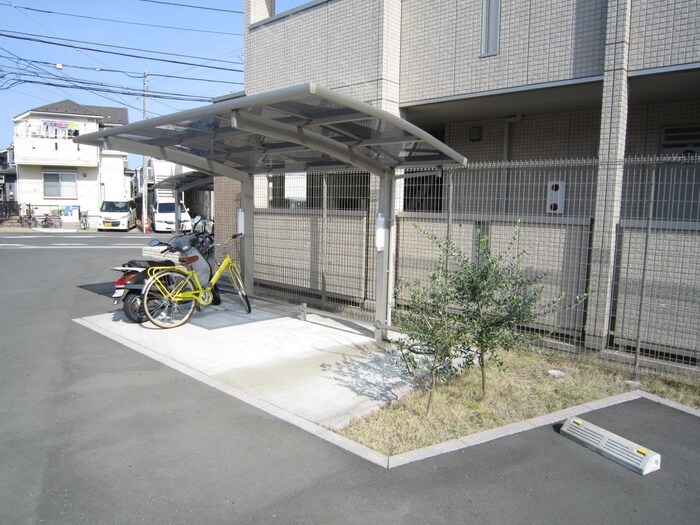 サンロイヤルの物件外観写真