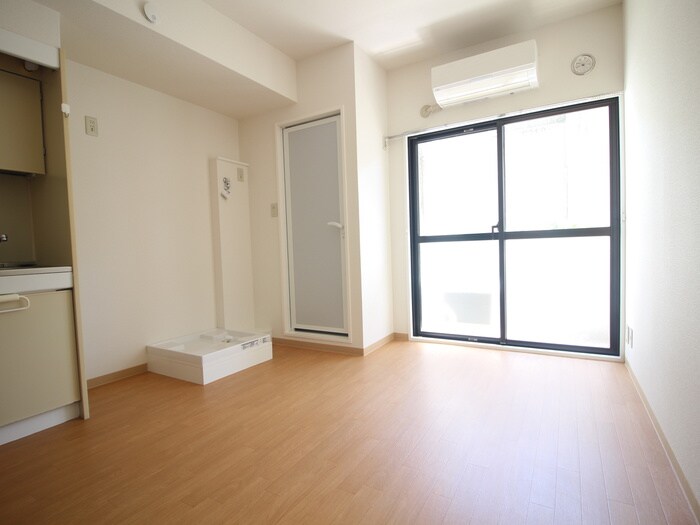 ハウス１０１の物件内観写真