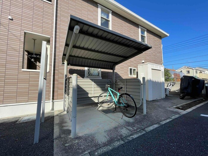 フォーエバーの物件外観写真