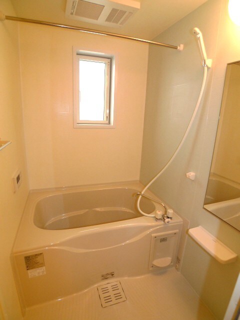 フォーエバーの物件内観写真