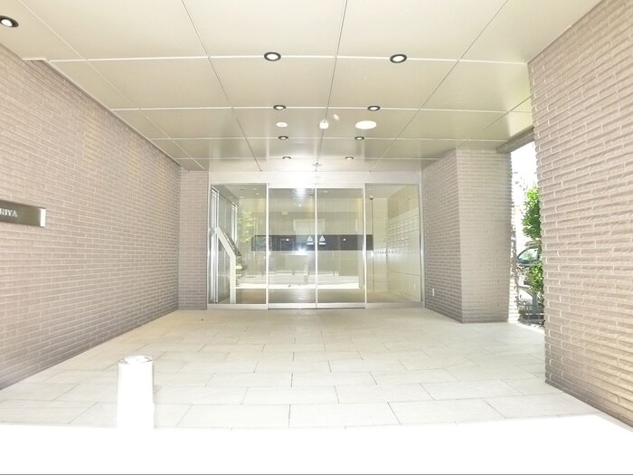 HF上野入谷レジデンスの物件外観写真