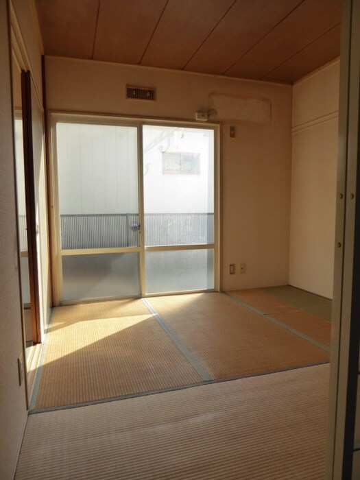 ニュ－ネイバ－の物件内観写真