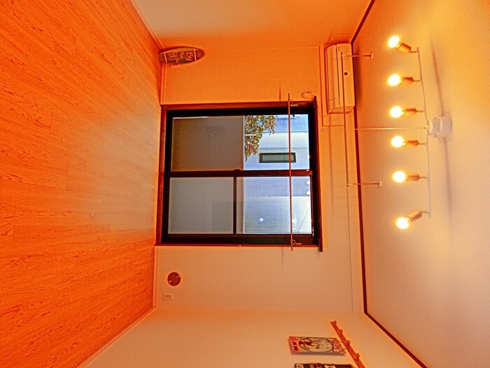 メゾンタツミの物件内観写真