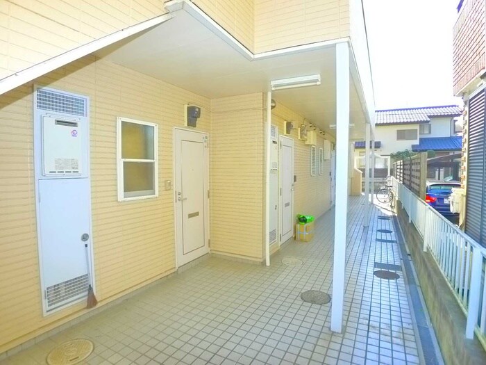 コーポカワイの物件外観写真