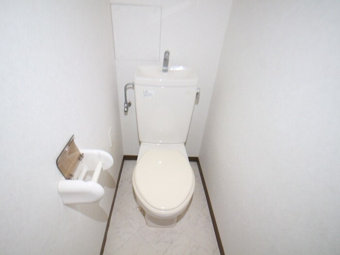 ドマーニ Ｉの物件内観写真