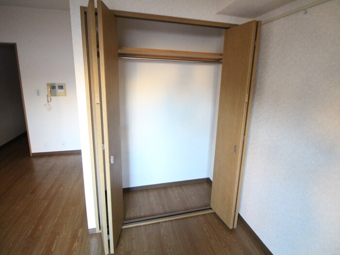 ドマーニ Ｉの物件内観写真