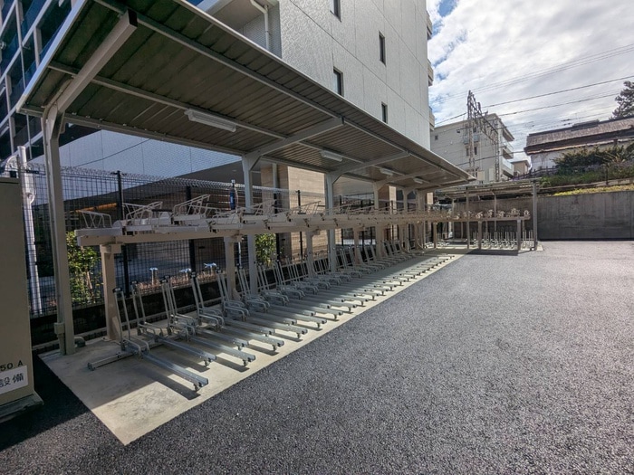 エヌステージ秦野駅前の物件外観写真