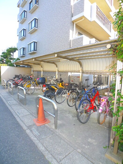 エレガンス春日部の物件外観写真