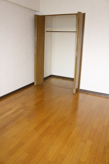 エレガンス春日部の物件内観写真