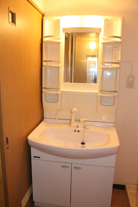 エレガンス春日部の物件内観写真