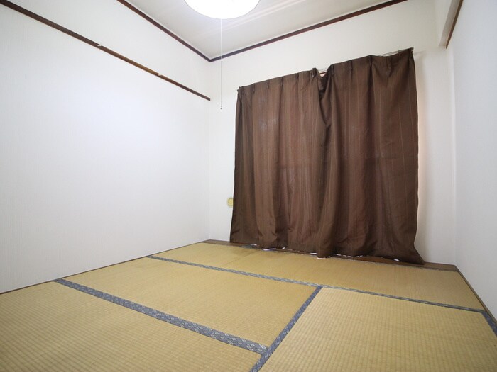 吉岡ハイツの物件内観写真