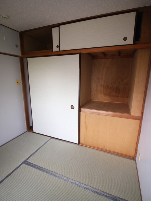 吉岡ハイツの物件内観写真