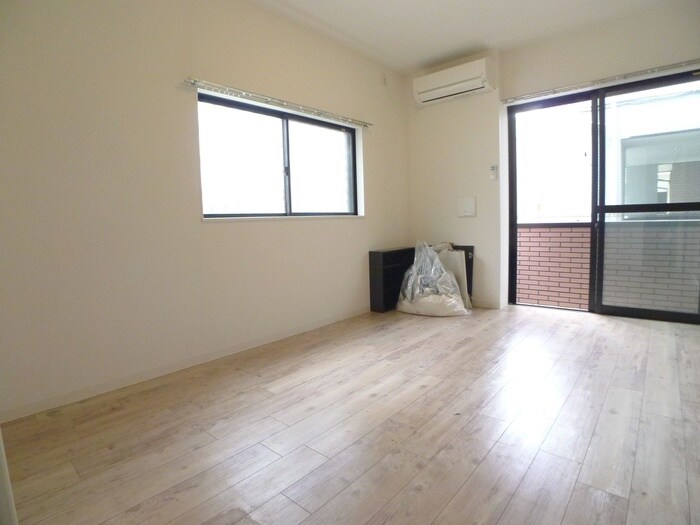 グランビスタ参番館の物件内観写真