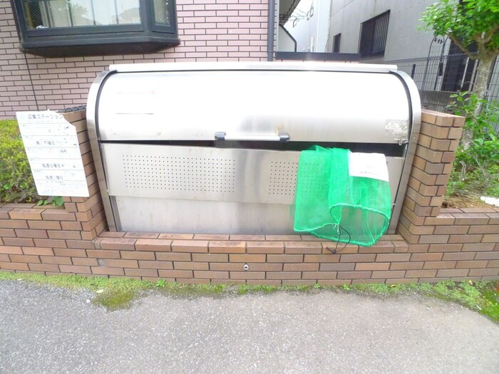 グランビスタ参番館の物件外観写真