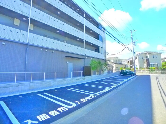 緑が丘DKBの物件外観写真