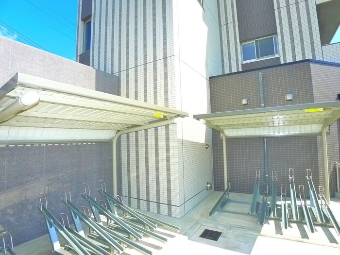 緑が丘DKBの物件外観写真