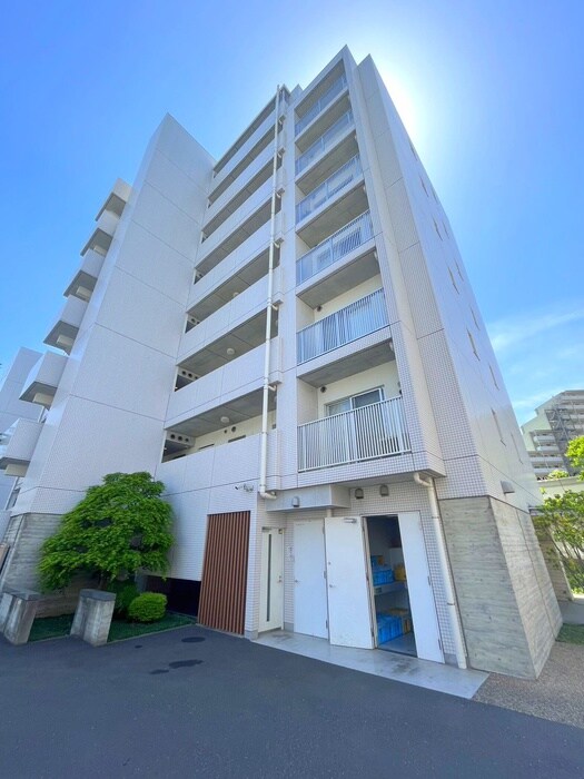 エミリブ下落合の物件外観写真