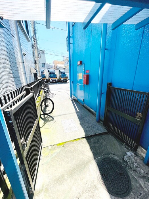 大山いずみマンションの物件外観写真